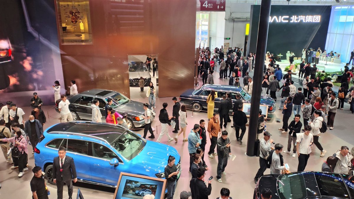 Emanuel Boeminghaus tweet media