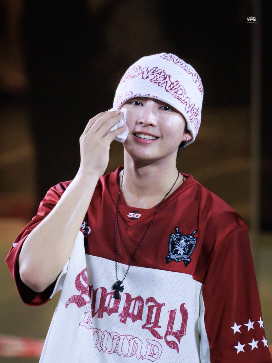 ' HnS ♡ tweet media