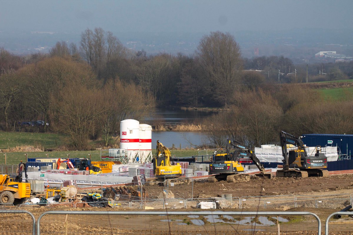PhotoTjv's tweet image. Small Refuge Getting Smaller

(Bryn, Wigan, March 2019)

#photography #landscapephotography #environmentalphotography #constructionphotography #landscape #construction #greenspace #pond #field #environment #environmentaldestruction #Bryn #Wigan