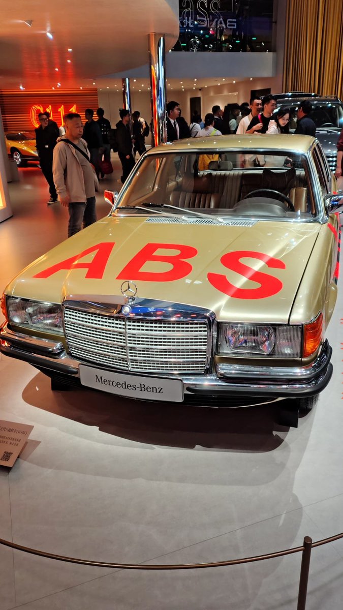 Emanuel Boeminghaus tweet media