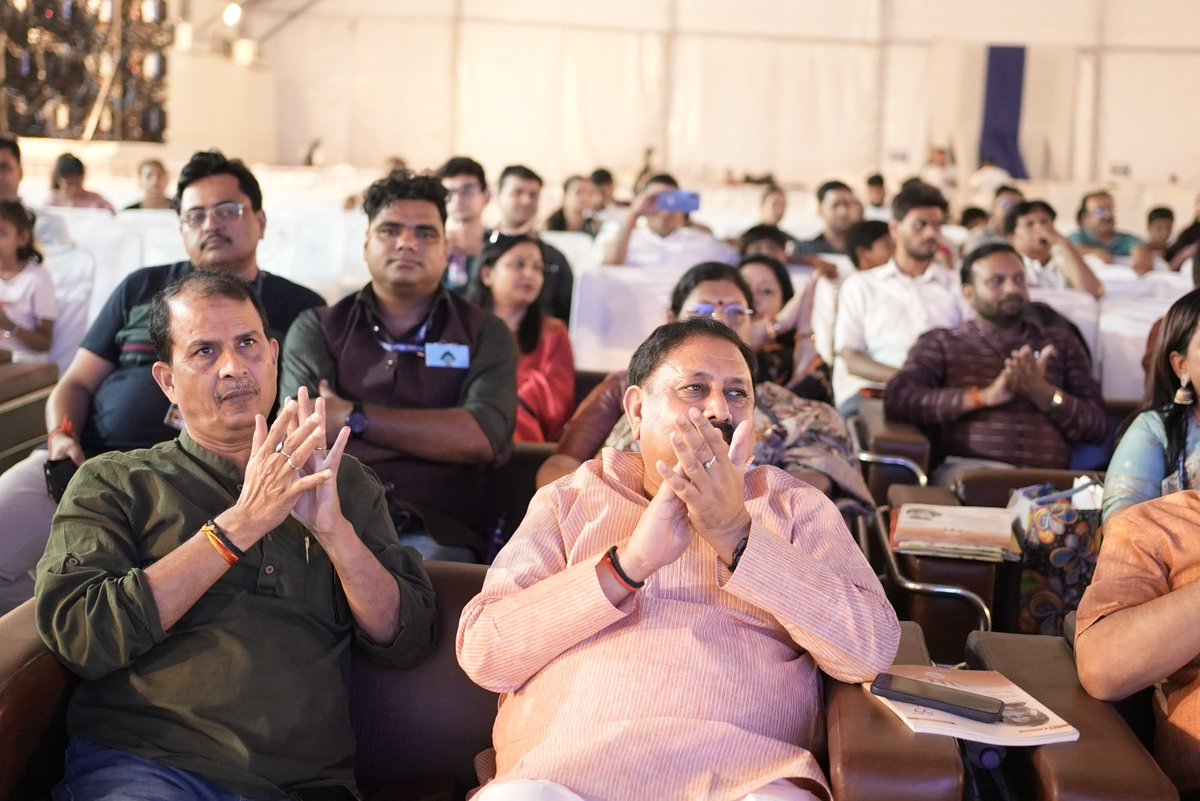 magadhuniversi1's tweet photo. #CulturalEvening 
#mahasangam2026 
#AlumniMeet 
#firstever 
#MagadhUniversity 

25 April 2026 https://t.co/QXAizlWL4H