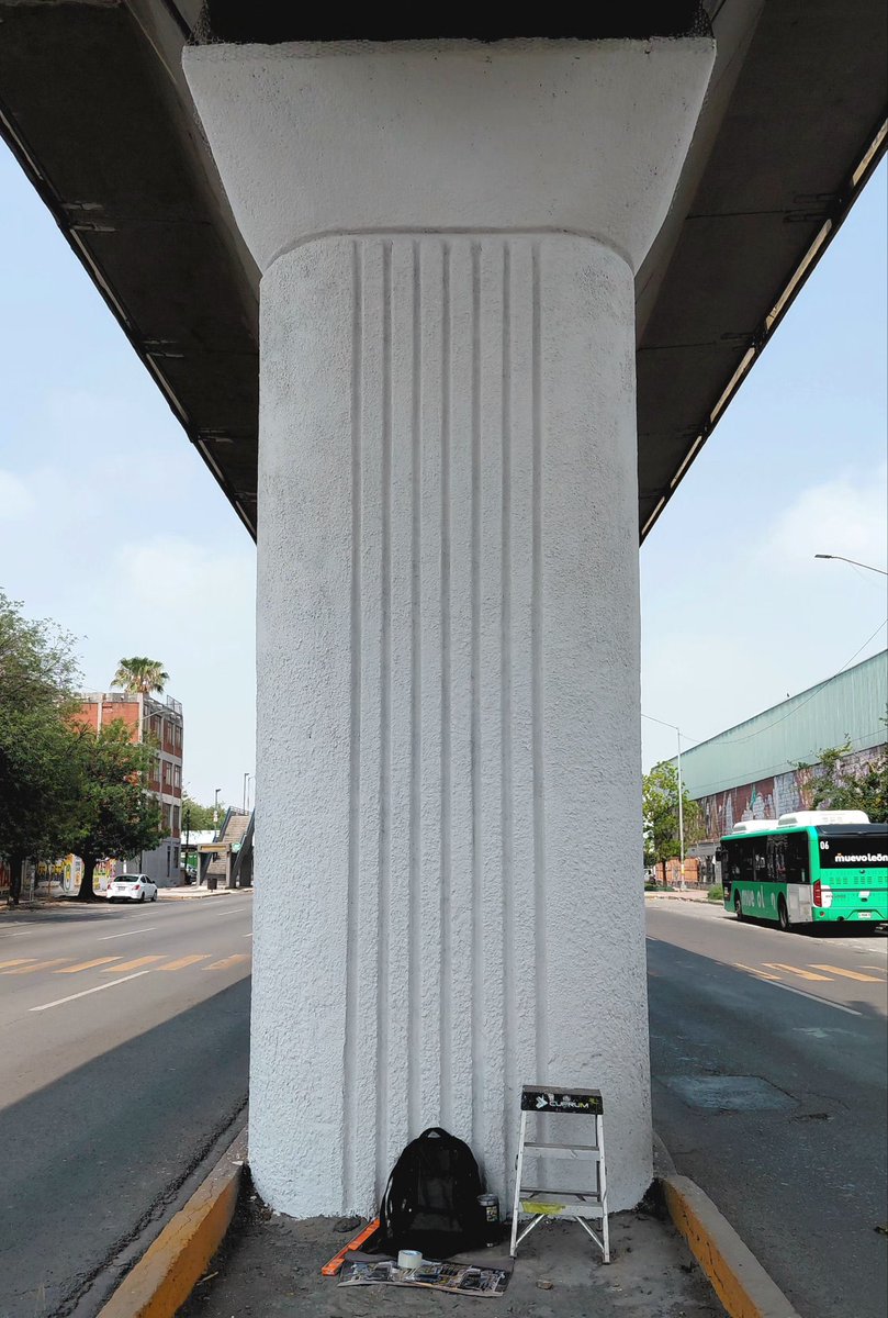 Muraldedicado a Canales con los títulos obtenidos en su estancia en Rayados
