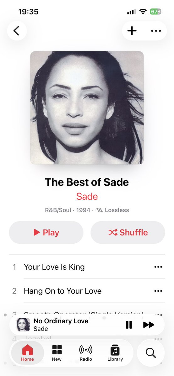 ofentse𓇼 tweet media