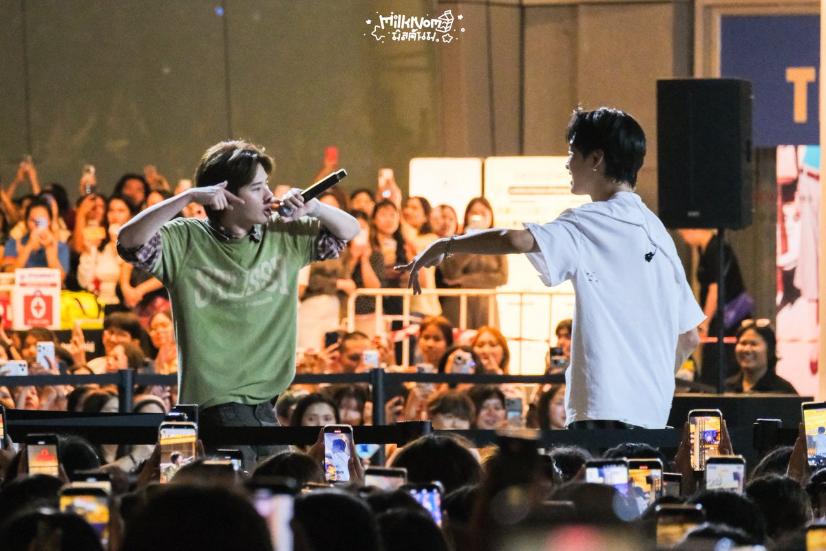 MilkNom🌨 tweet media