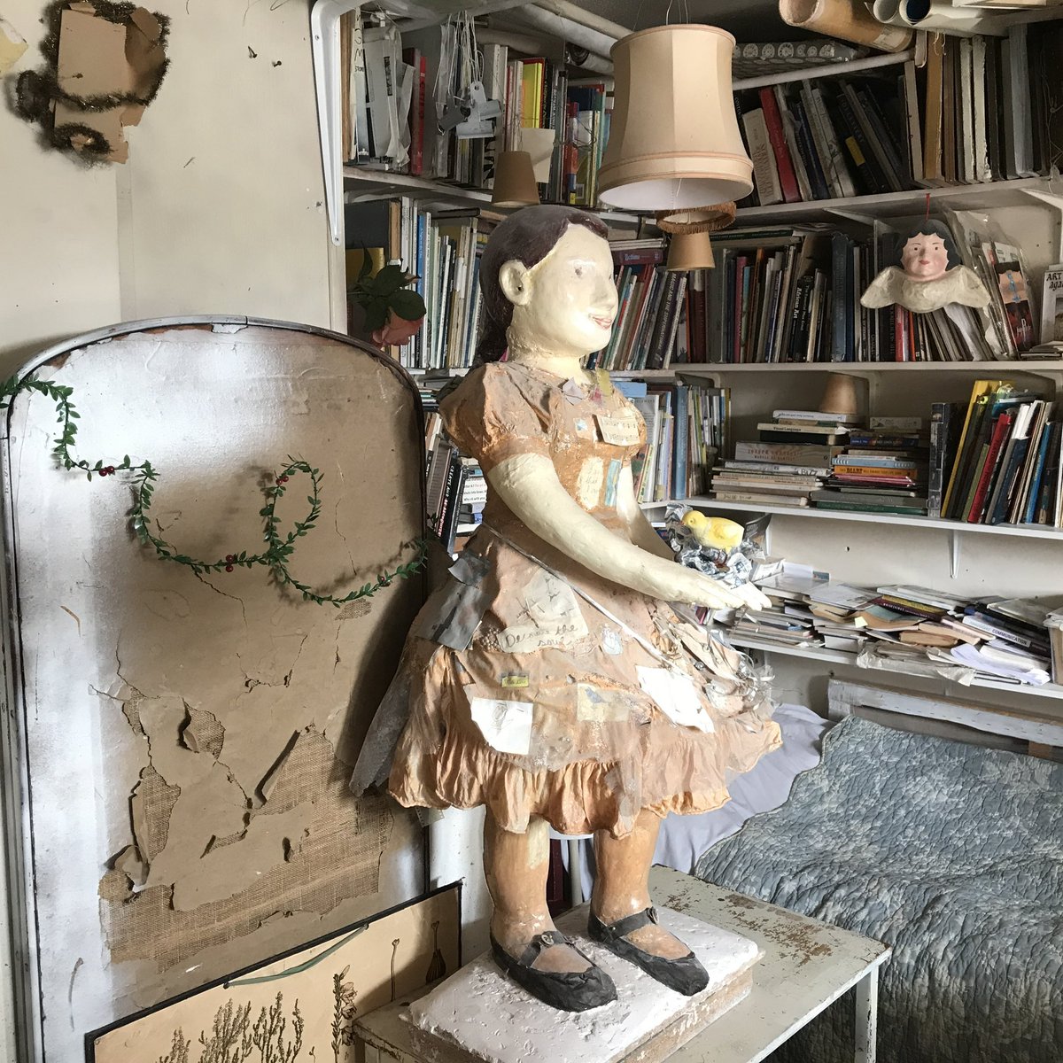 CarolynGowdy's tweet image. ! Happy Spring ! 💛  from my studio … 

#springtime #scene #studio 
©️Carolyn Gowdy