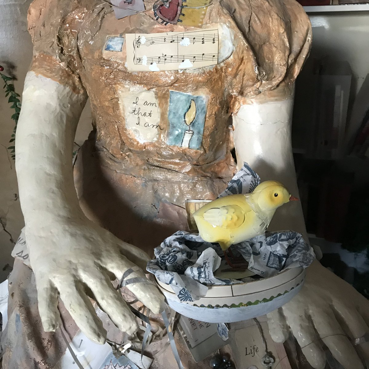 CarolynGowdy's tweet image. ! Happy Spring ! 💛  from my studio … 

#springtime #scene #studio 
©️Carolyn Gowdy