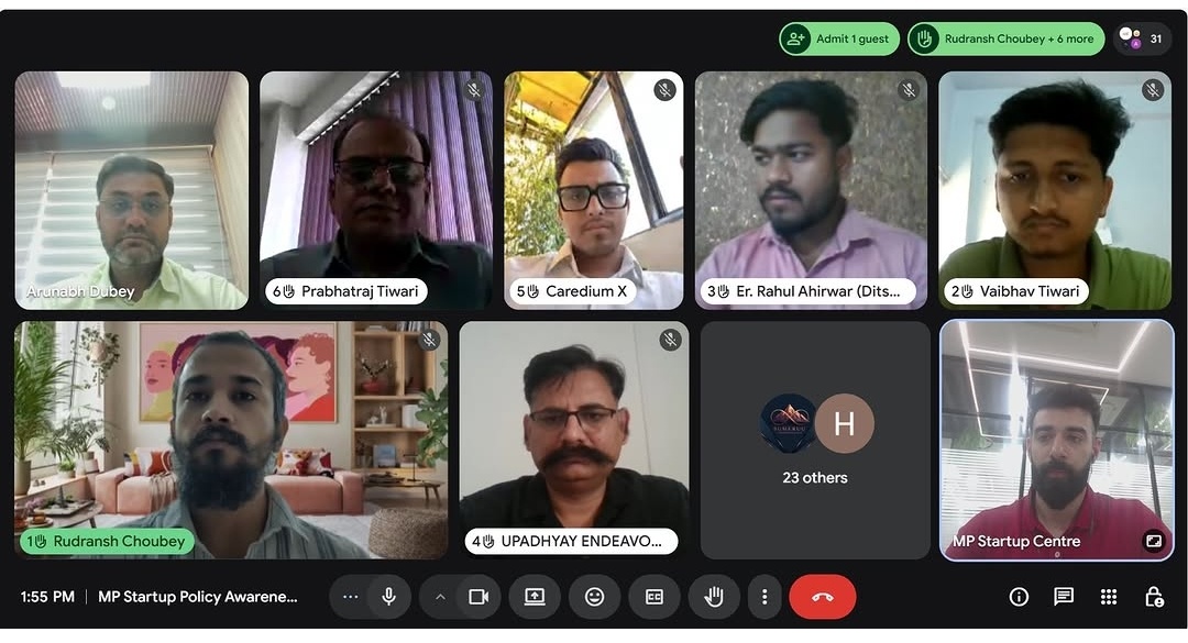ditscompany's tweet photo. 🚀 Virtual Startup Clinic by MP Startup Centre30 startups joined to explore policies, support &amp; opportunities.
💼 DITS Company also participated and gained key insights.#StartupClinic #MPStartupCentre #StartupIndia #Innovation https://t.co/sbdDLi6KP2