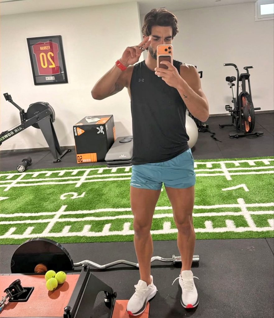 Layla🌸 tweet media