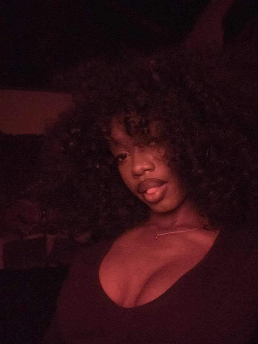 Goddess Shae tweet media