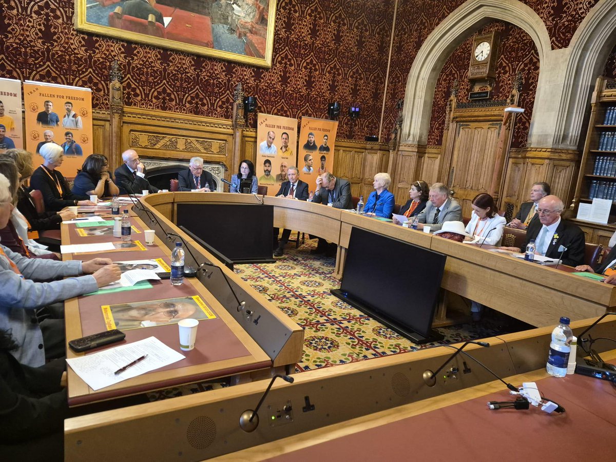 ایران فردا با مریم رجوی tweet media