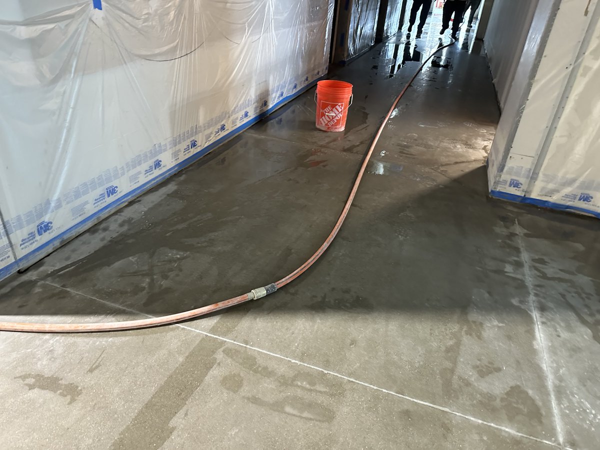 WeigandConstr's tweet image. Did you know the @purduefw Surack-Sweetwater Music Industry Building will have 7,750 SF of polished concrete flooring? 👷

A strategic phasing plan keeps grinding &amp;amp; polishing moving alongside other trades with minimal disruption.

#Concrete #Polish #Flooring @DesignCollab_