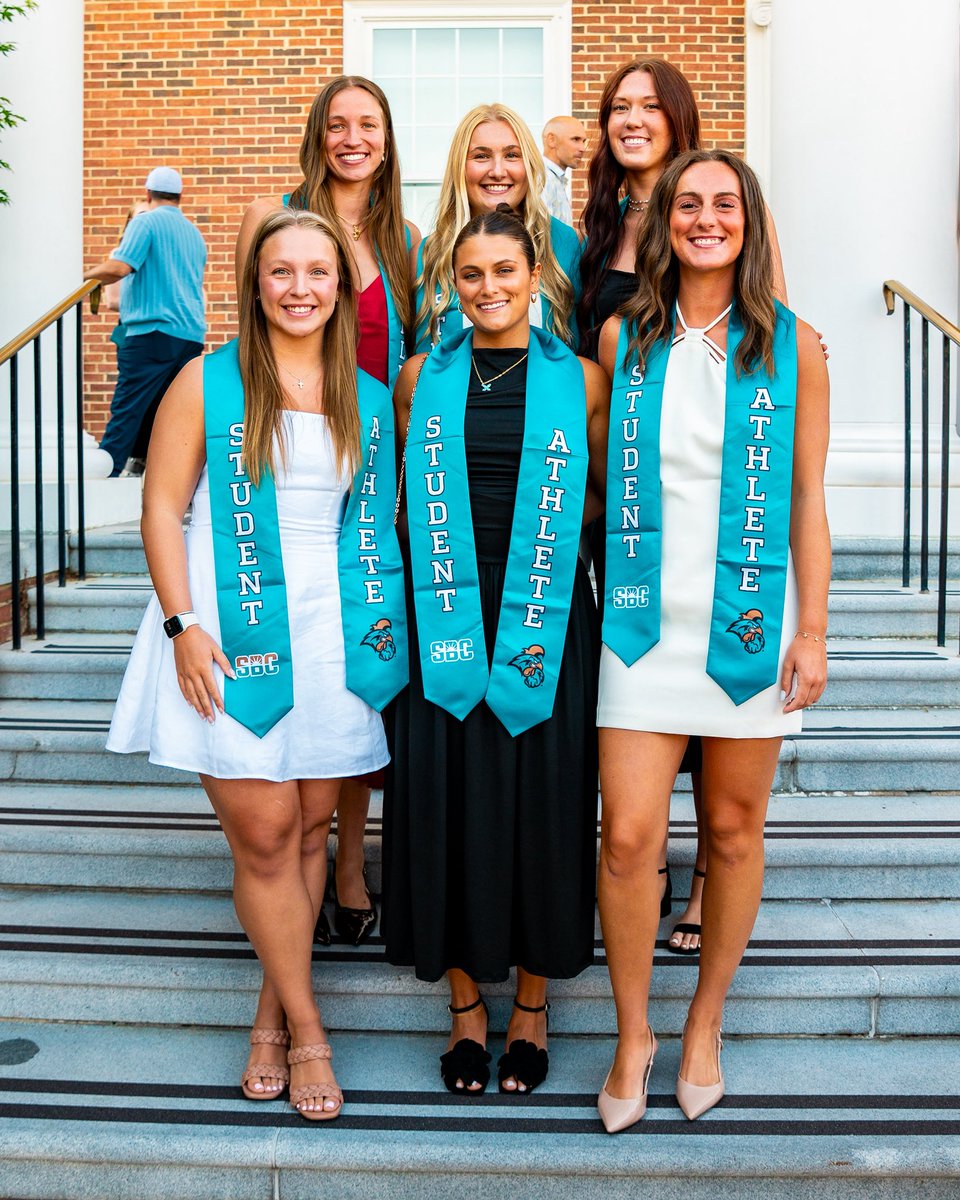 CoastalVball's tweet photo. Senior Sash ceremony. Congratulations ladies!! https://t.co/ToutRmNlBN