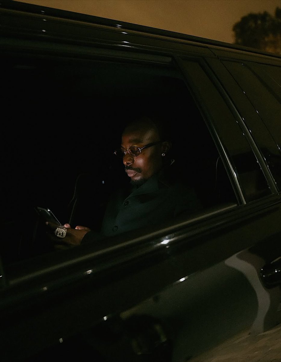 M$NEY will become Asake’s first-ever album without a Nigerian artiste feature.