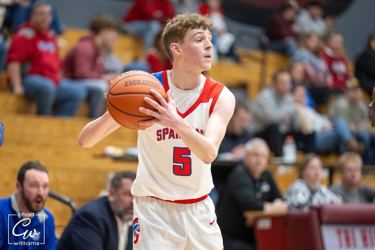 SWShelby_Sports's tweet photo. Congratulations to our senior basketball player Cecil Newton on receiving the Crawley scholarship from the Indiana Basketball Coaches Association! Cecil is 1 of 12 boys in Indiana to receive the scholarship! Way to go Cecil! 
#SpartanPride https://t.co/MffPkkbaIC