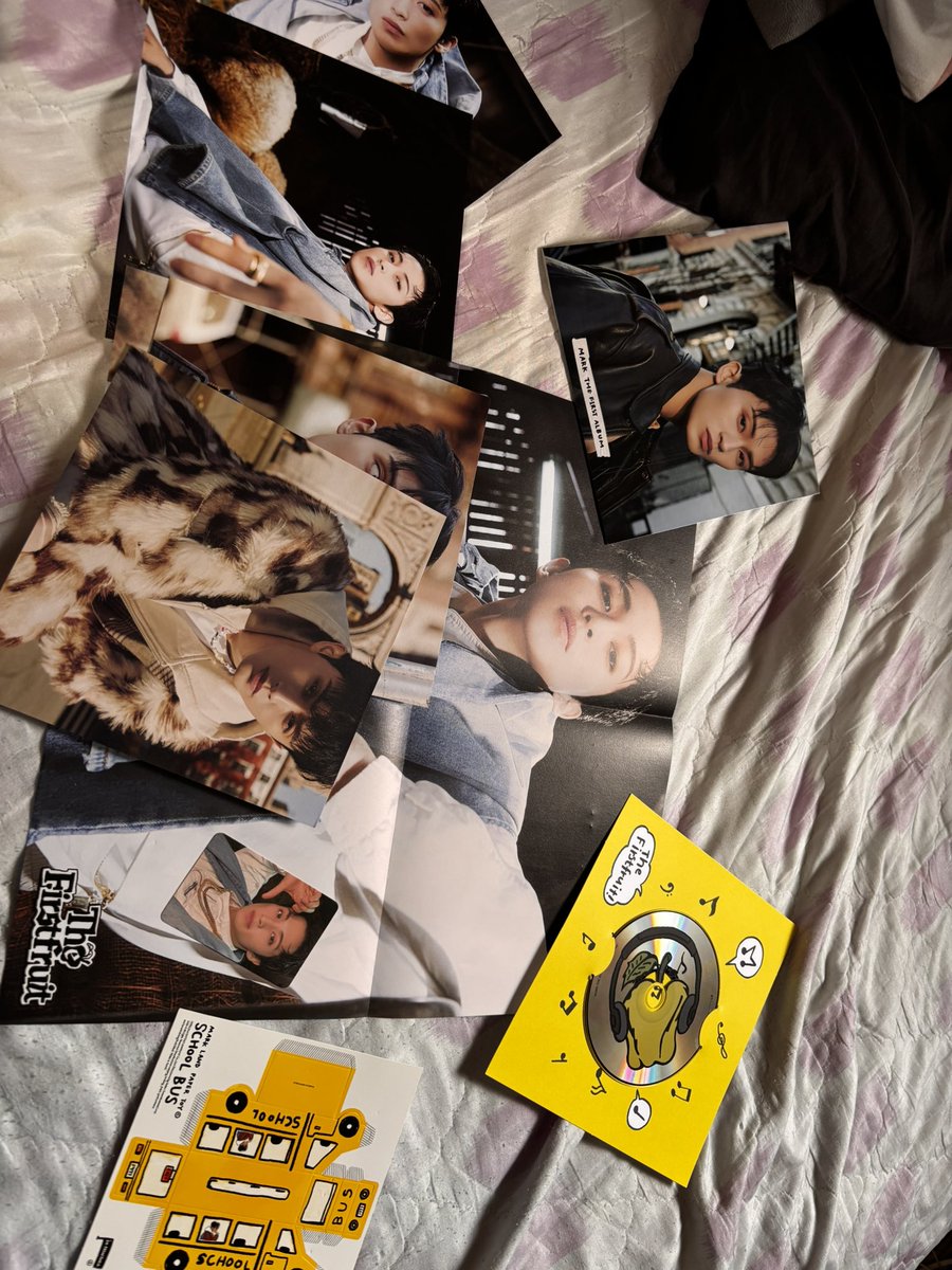 dead and liva tweet media