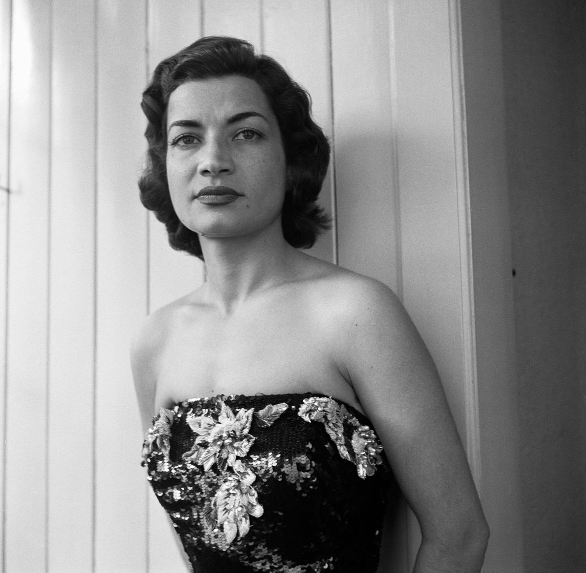 diana bloom tweet media