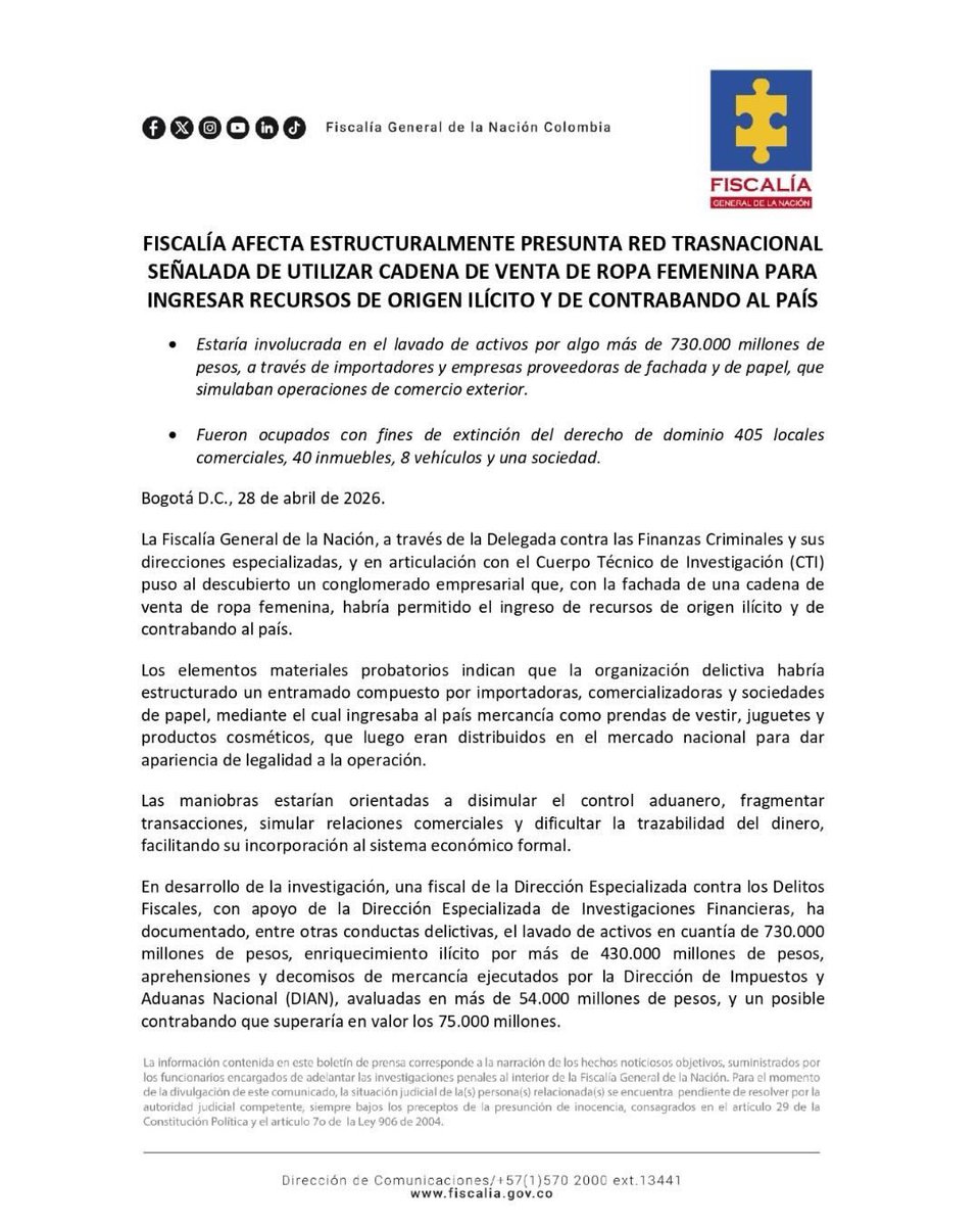 Korraleja's tweet image. 🔵 La #Fiscalía puso al descubierto un conglomerado empresarial que, con la #fachada de una cadena de #ropafemenina y accesorios, habría facilitado el ingreso de recursos #ilícitos y mercancía de #contrabando al país. 

La investigación da cuenta de importadoras y sociedades de