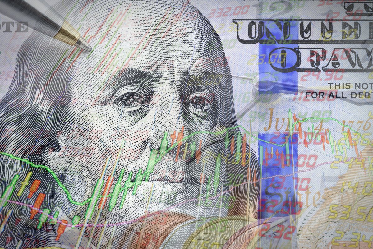 RTB_io's tweet image. JUST IN: U.S. spot Bitcoin ETFs see $263M in outflows, snapping a 9-day $1.1B inflow streak. $BTC #Bitcoin #ETFs