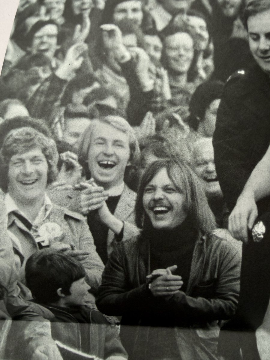 littlewisehen's tweet image. So viel Freude hat man selten bei Sportveranstaltungen! 

Am 20.04.1974 verursachte der Australier Michael O‘Brien erheblichen Aufruhr 

Siehe #lasttweet