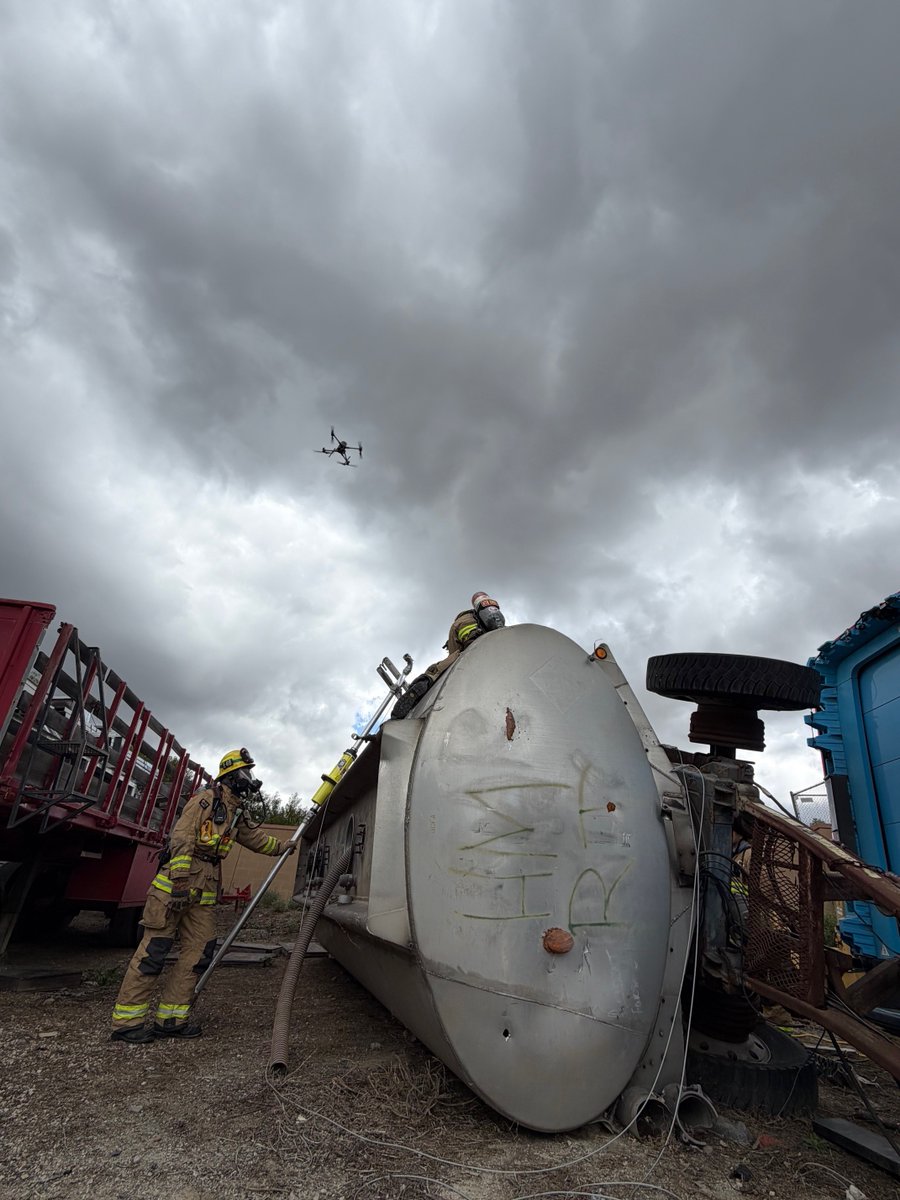 Huntington Beach Fire Department tweet media
