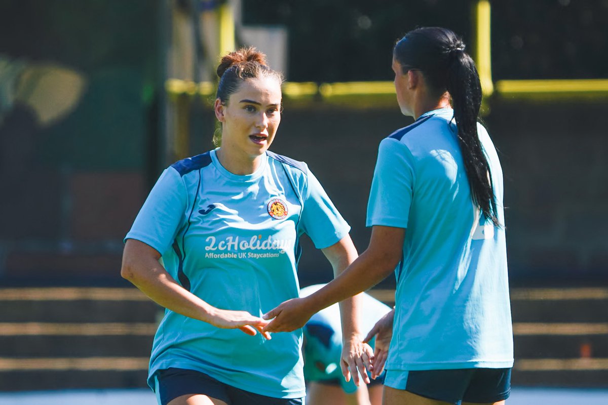 Dussindale and Hellesdon Women tweet media