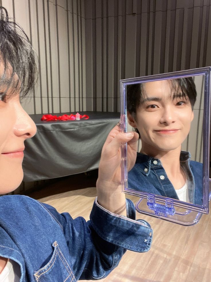 daily junhee tweet media