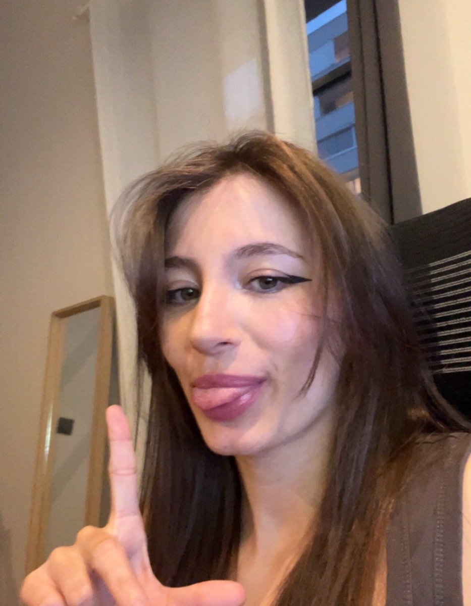 frisqe tweet media