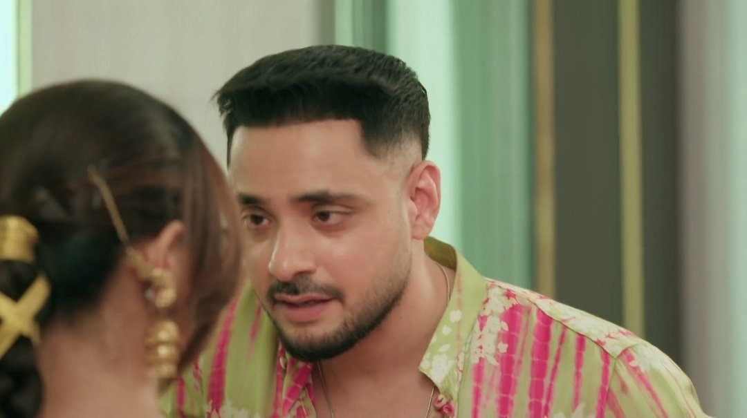 let me tell you all, these two hormonals are gonna fight with eachother over their sofa product's custody in the court 🙂‍↔️

#AyeshaSingh #AdnanKhan
#Mannat #ManVik