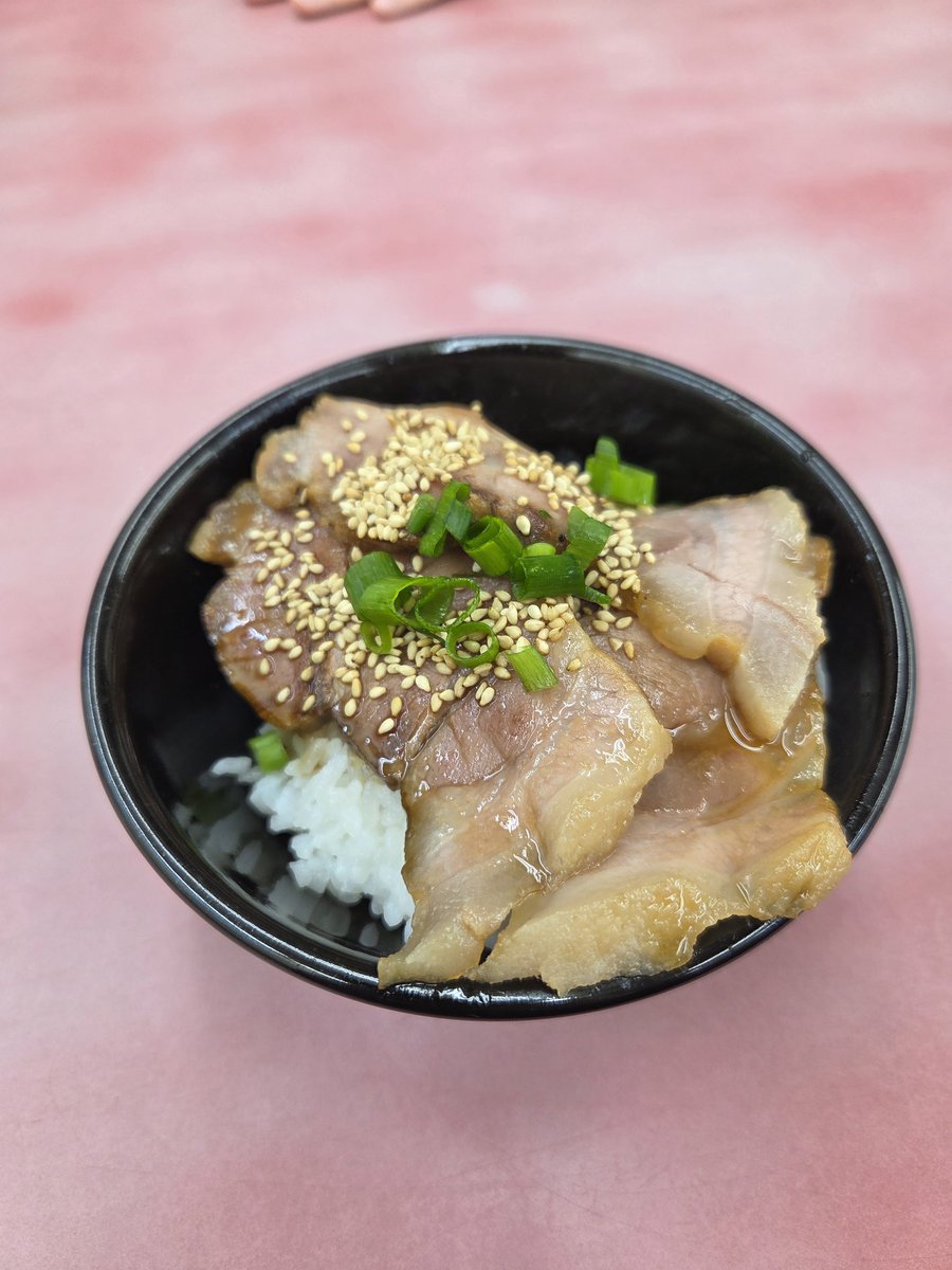 チキラー tweet media