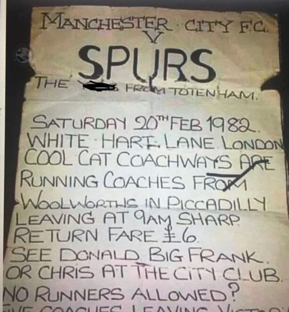 AwayDaysClub_'s tweet photo. Before WhatsApp groups… this was how away days were organised.

Proper football heritage 👏 https://t.co/yle1bHHcru