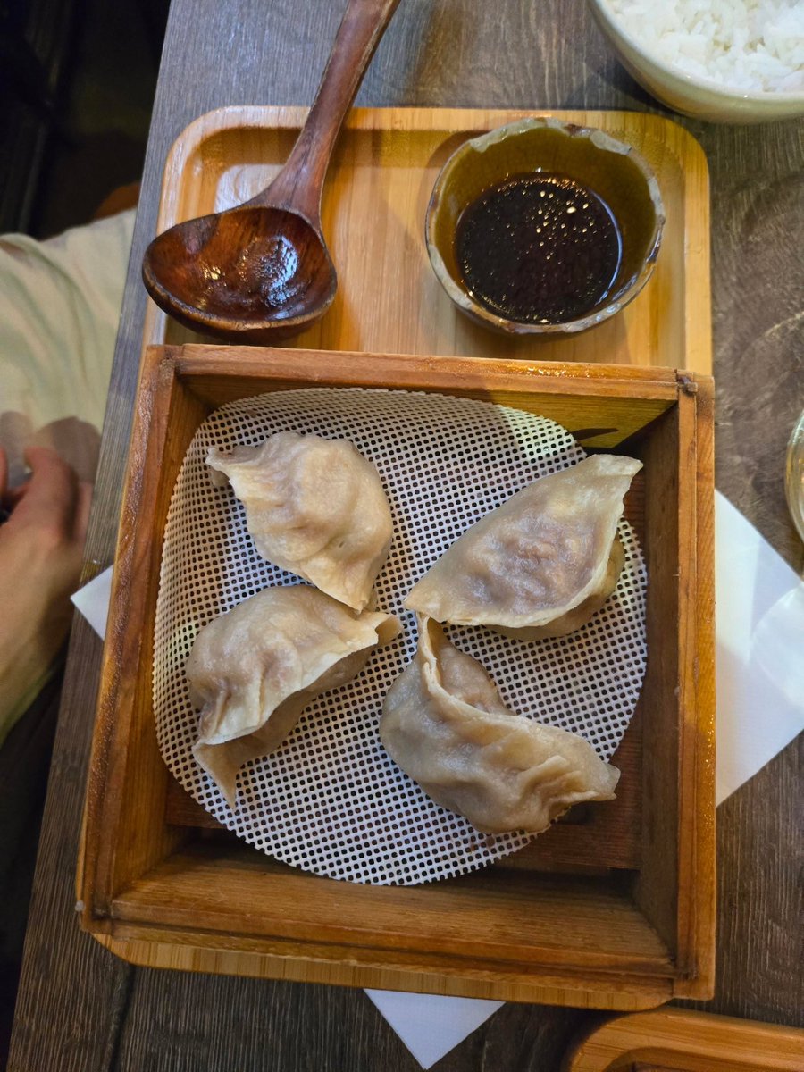 JasmineeAcorny tweet media