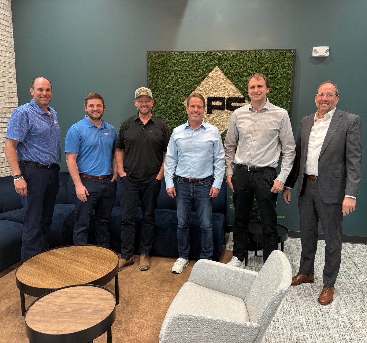 landledgerco's tweet photo. Today we launched our first tokenized farmland loan on Land Ledger. Real Iowa land, real borrower, real lender, live on the platform.

What does this mean? We digitized the ownership of farmland and enabled it to be used as collateral for a loan.

This is just the beginning of a much faster, more competitive, more flexible land liquidity revolution.

Special thanks to our partners @BankIowa  and @PeoplesCompany for helping make this happen.

#LandLedger @globalaginvest