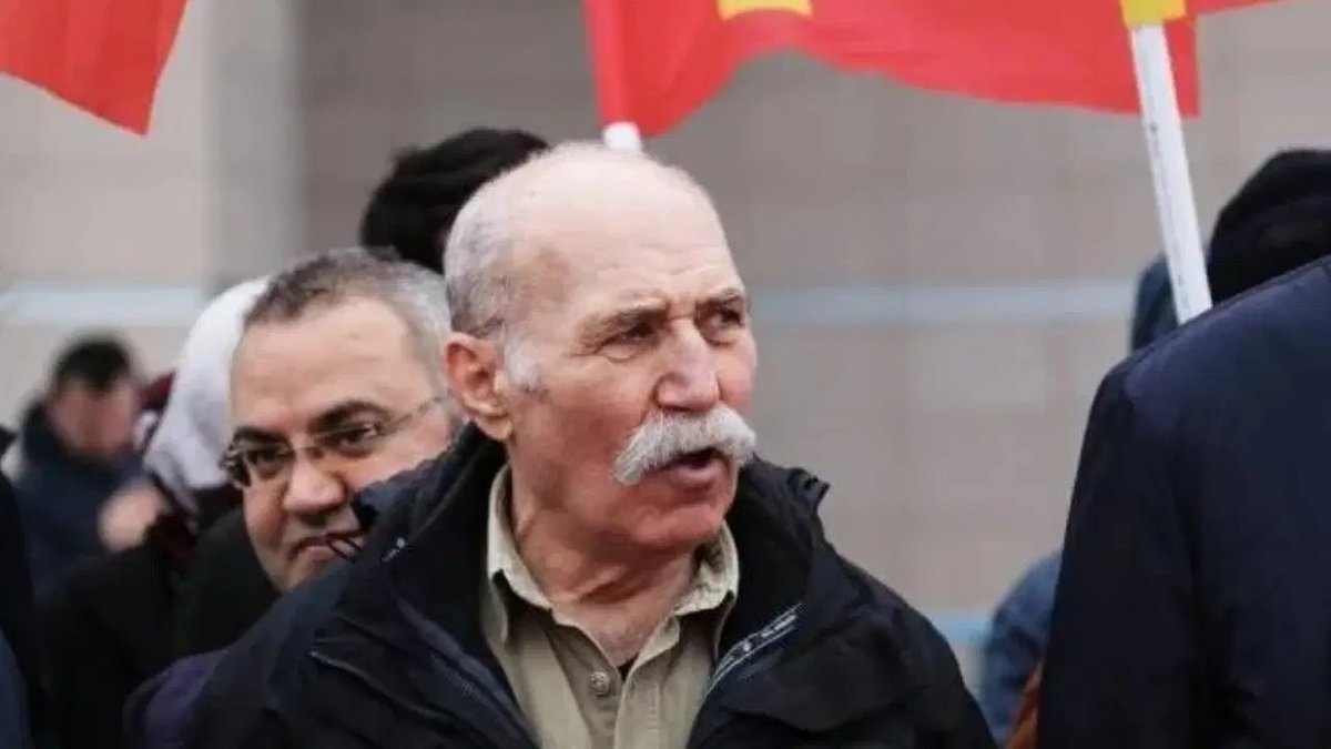 cumhuriyetgzt1's tweet photo. HKP Genel Başkanı Nurullah Efe Ankut yeniden gözaltına alındı
https://t.co/IM56kQztY7 https://t.co/zZXzSYm7wK