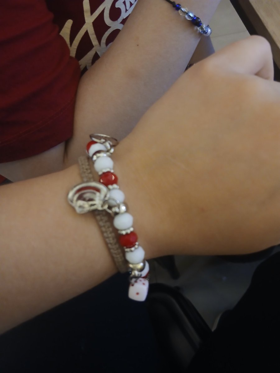 ifusushi_'s tweet photo. minha mulher me mimando me dando presente do zé a amo https://t.co/oyTOdZyCbE
