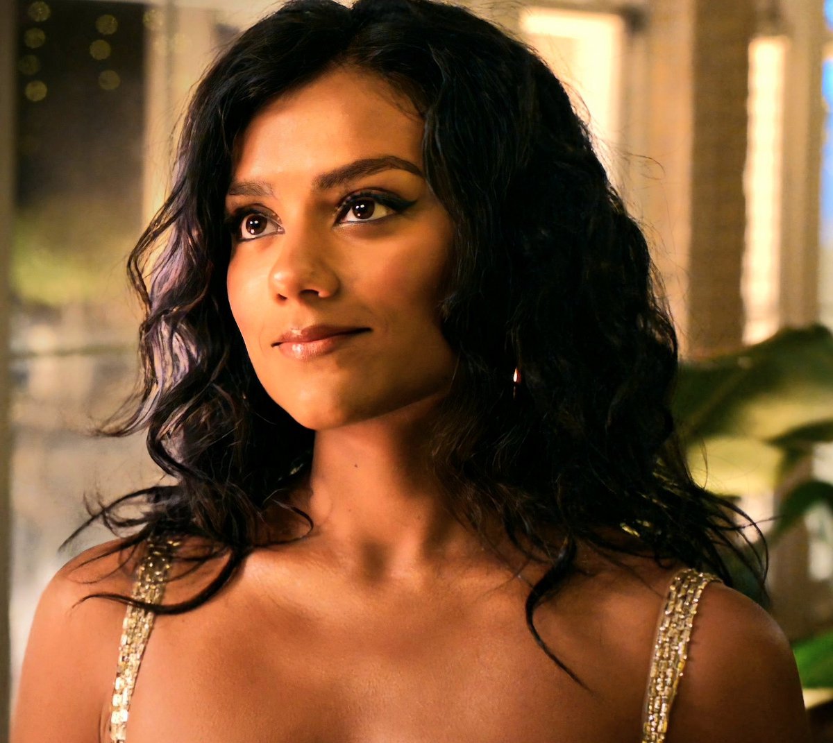 KATHASHWINIE AMARI 👠🐝✨🌷 tweet media