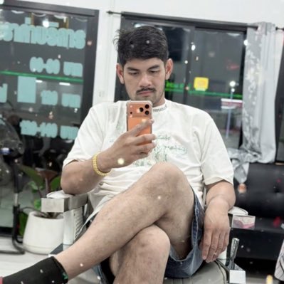 phonlawatnon's tweet photo. #NewProfilePic https://t.co/LCaBD6O1aG
