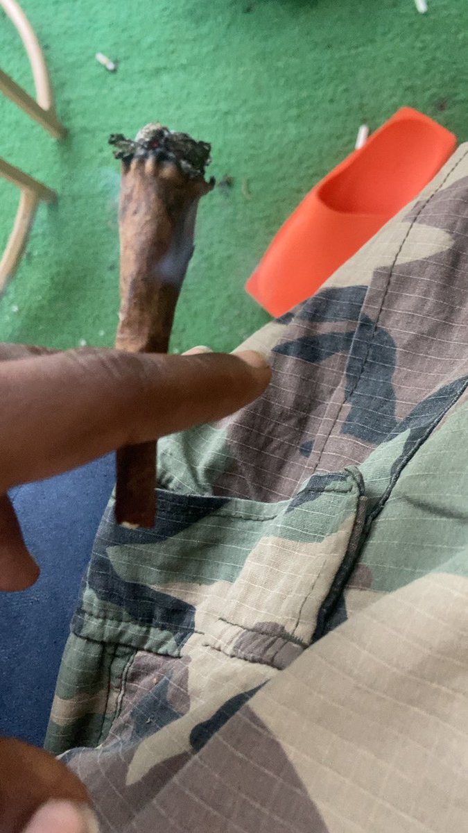 bottomboysurvivor tweet media