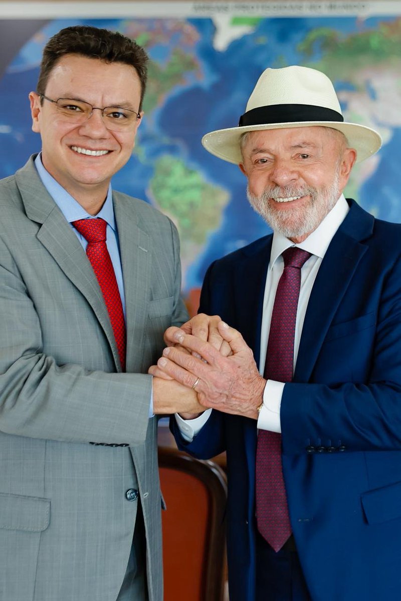Lula tweet media