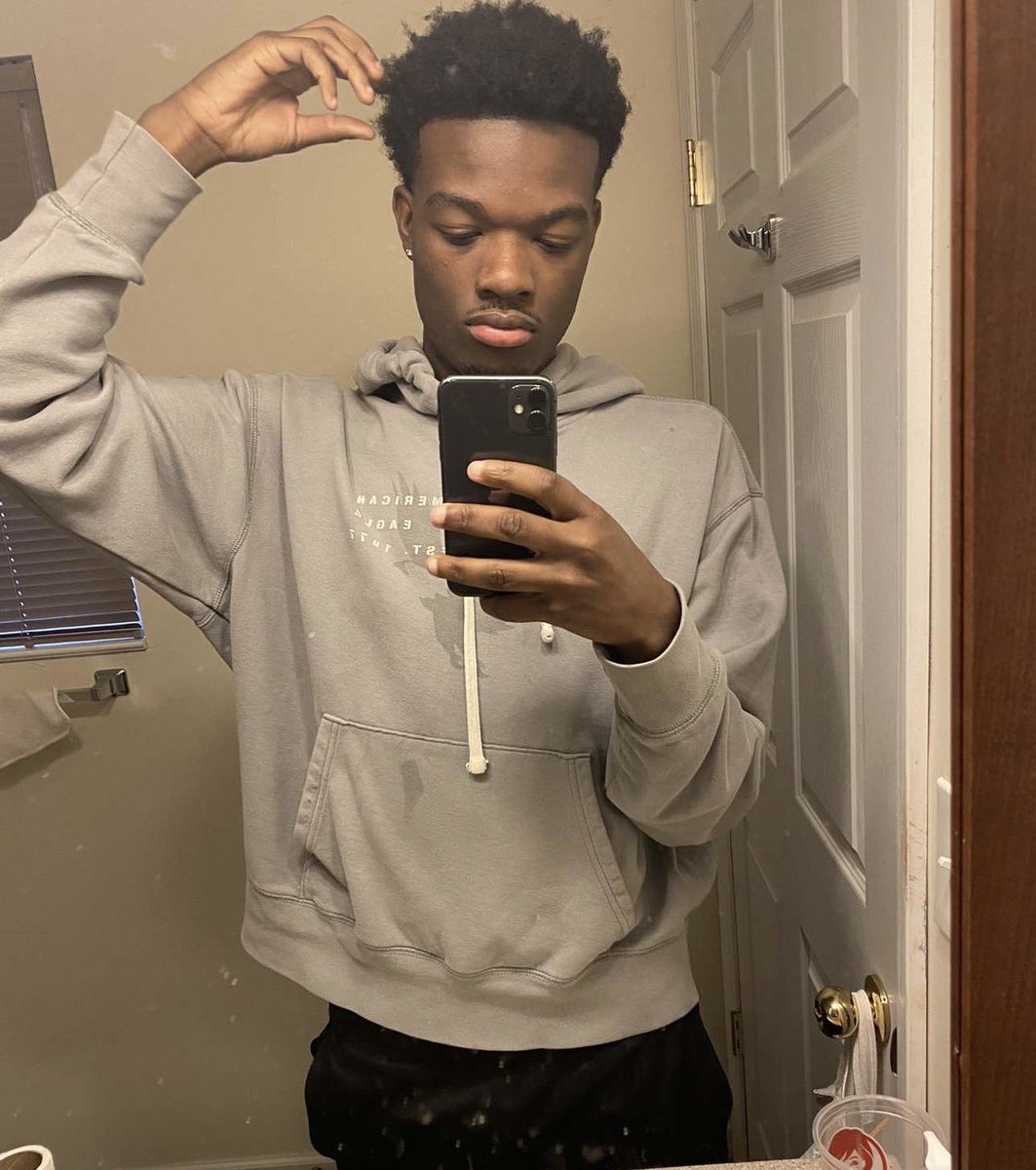 Savvy J tweet media