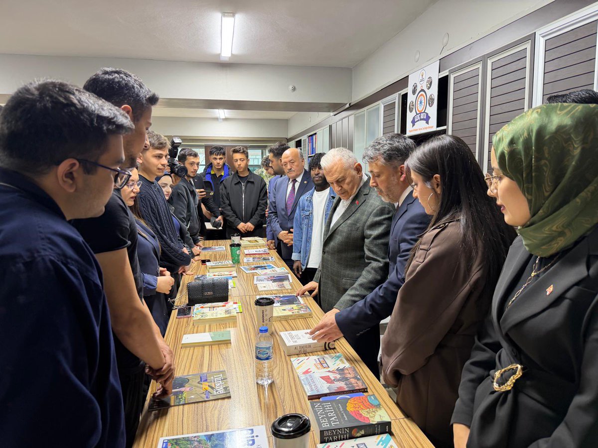 Binali Yıldırım tweet media