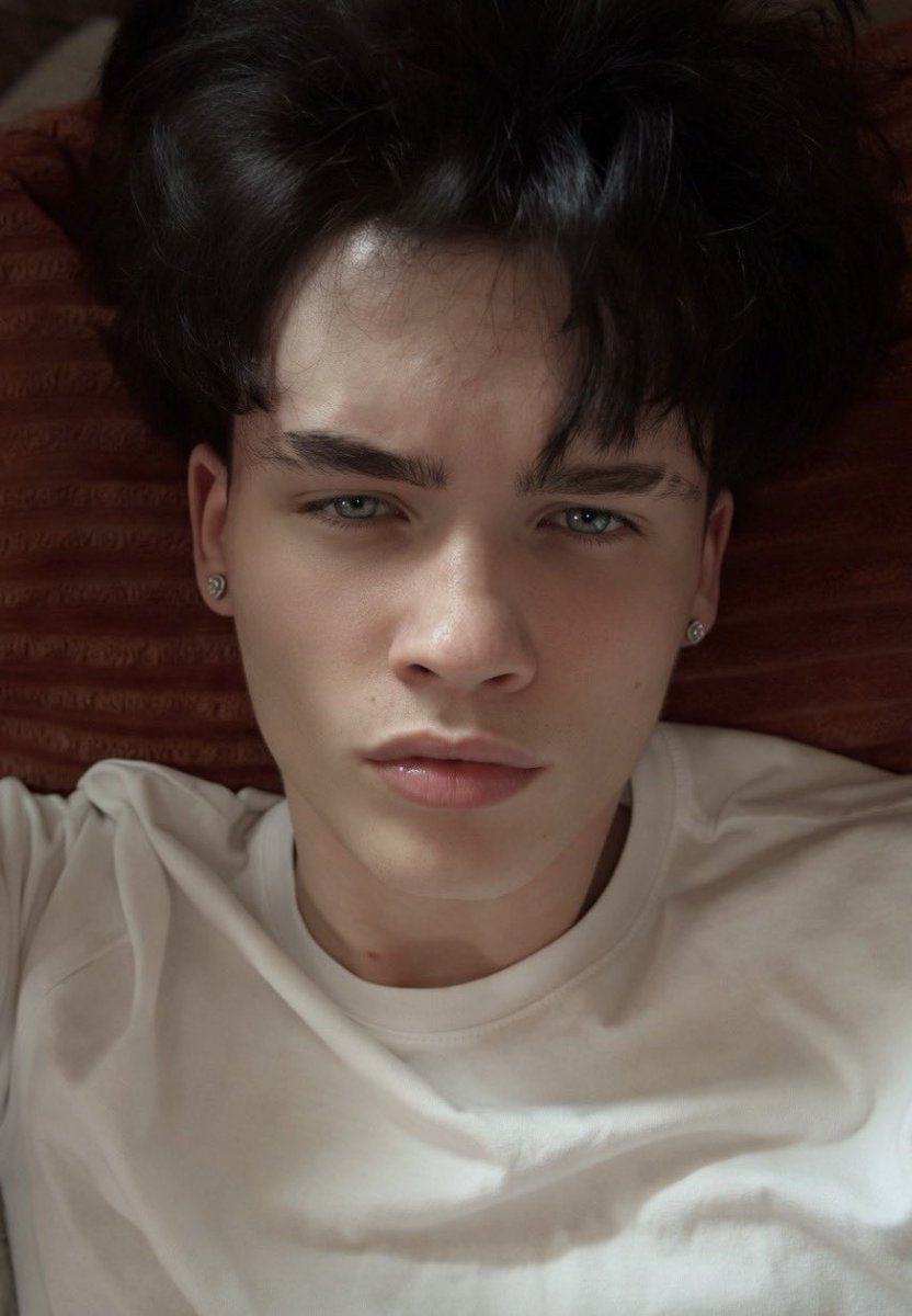 Whiteboyjdd tweet media