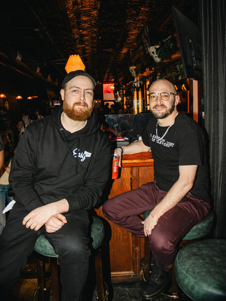 Easybarchicago's tweet photo. With $4 All Beers, Hard Seltzers and Ciders, $5.50 Domestic Bottles &amp; Cans all Tuesday long, we're just getting started

📸: @anukaphotos https://t.co/LVg0BrxP1X