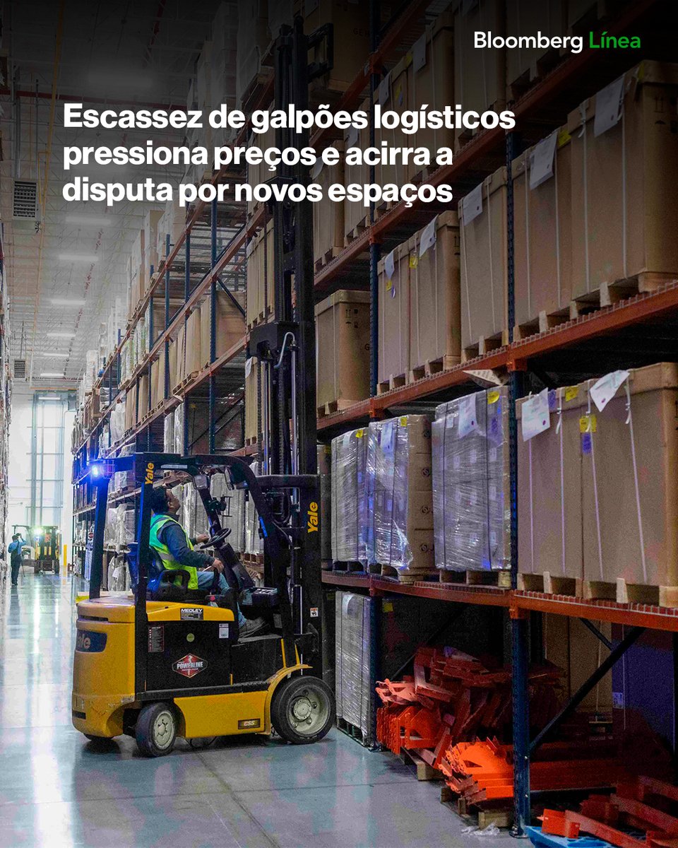 BloombergLineaB's tweet image. Escassez de galpões logísticos pressiona preços e acirra a disputa por novos espaços. Saiba mais: bit.ly/4t1aaRw

#negócios #logistica #galpão