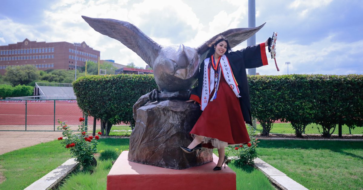 uiwcardinals's tweet photo. “Thank you, UIW and God, for helping this first-gen story turn into dreams realized 🎓🤍✨.”
Isabel Lara, BA ’26
Communication Arts, School of Media and Design
#UIWGrad #UIW2026 https://t.co/BDrbBPrhLO