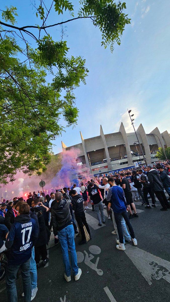 Bonsoir toi 😍
Soirée LDC 🔴🔵
Allez Paname !
#PSG