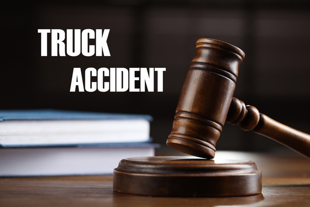 bvlawsf's tweet image. ⚖️🚛 A truck manufacturer can be held liable in a California fatal truck accident if a defect in the truck or its parts caused or contributed to the crash. That’s true even if the driver or trucking company is also at fault. bit.ly/3QB8pNy #CaliforniaLaw #WrongfulDeath