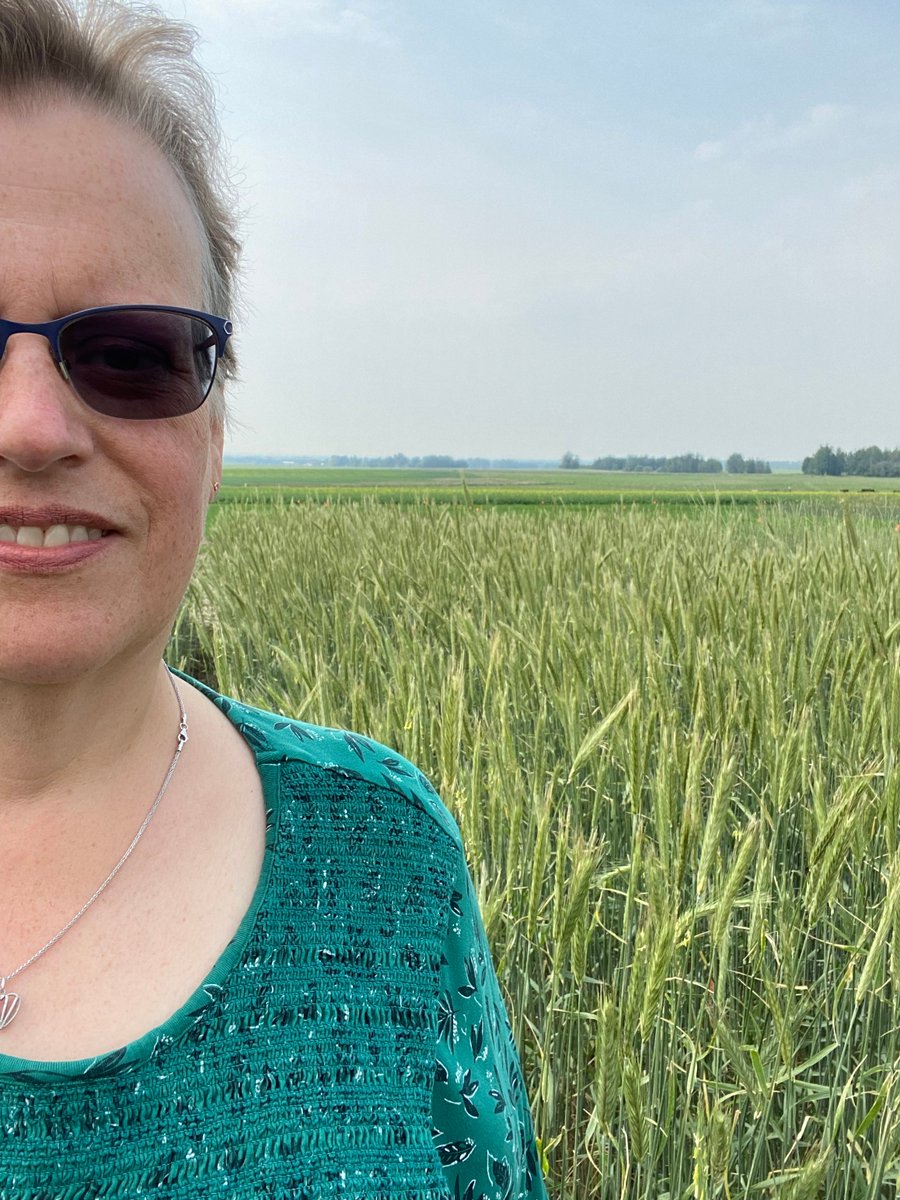GatewayResearch's tweet photo. Congratulations to Stacy on THREE years with GRO! She's an integral part of the team; putting on events, collecting and sharing relevant information, and often behind the camera capturing activities and learnings.
#GRO #AgTeam #StaffAppreciation #Teamwork #ABAg https://t.co/X99NHnxSZT