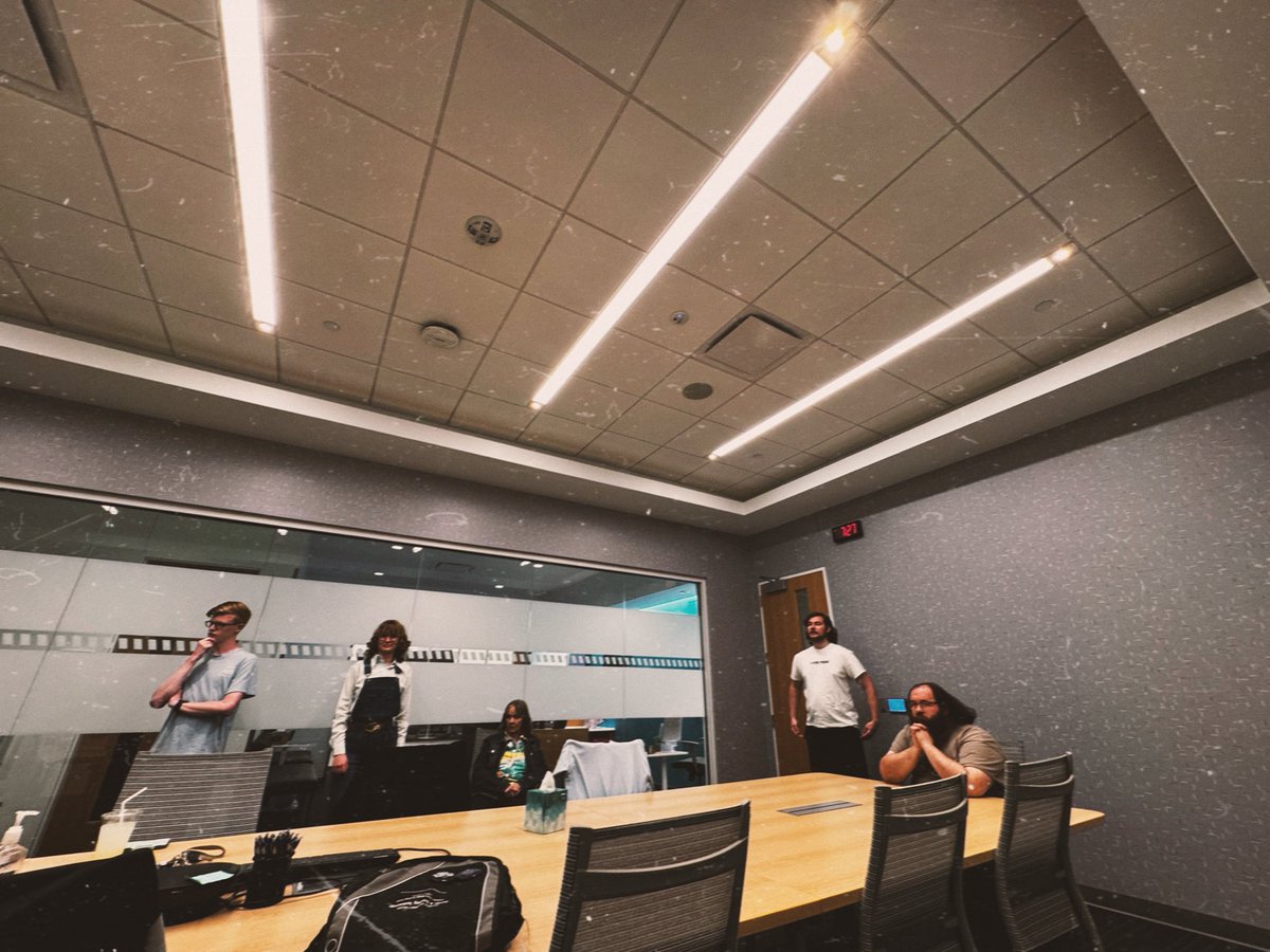 tpusascclincoln's tweet image. Yesterday was our final meeting as we prepare for finals and summer! We had a great group of people as we enjoyed a great Yes or No with debate game!
~ ~ ~
We can’t wait to be back on campus next semester as we continue to grow and pick up the mic!
~ ~ ~
#scc #tpusa #pickupthemic