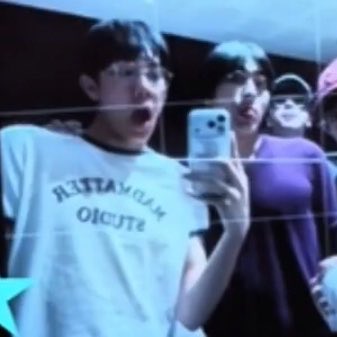 -ʙᴇʜɪɴᴅ ʏᴏᴜ- ⊹ 🦮🌷꒱ tweet media