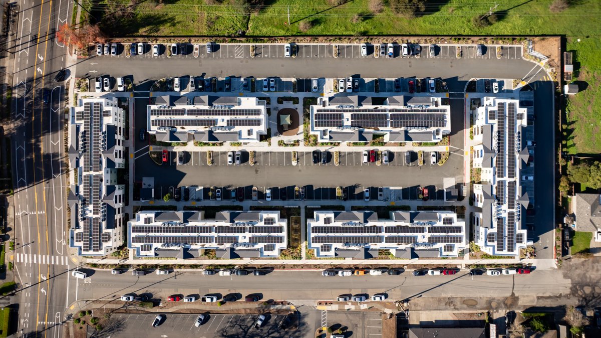 Citadel recently completed a solar installation at Aviara Apartments in Santa Rosa, CA helping this multifamily community take a meaningful step toward long-term energy cost stability.

Get a free estimate: na2.hubs.ly/H04nddy0

#CitadeRS #CommercialSolar #MultifamilySolar